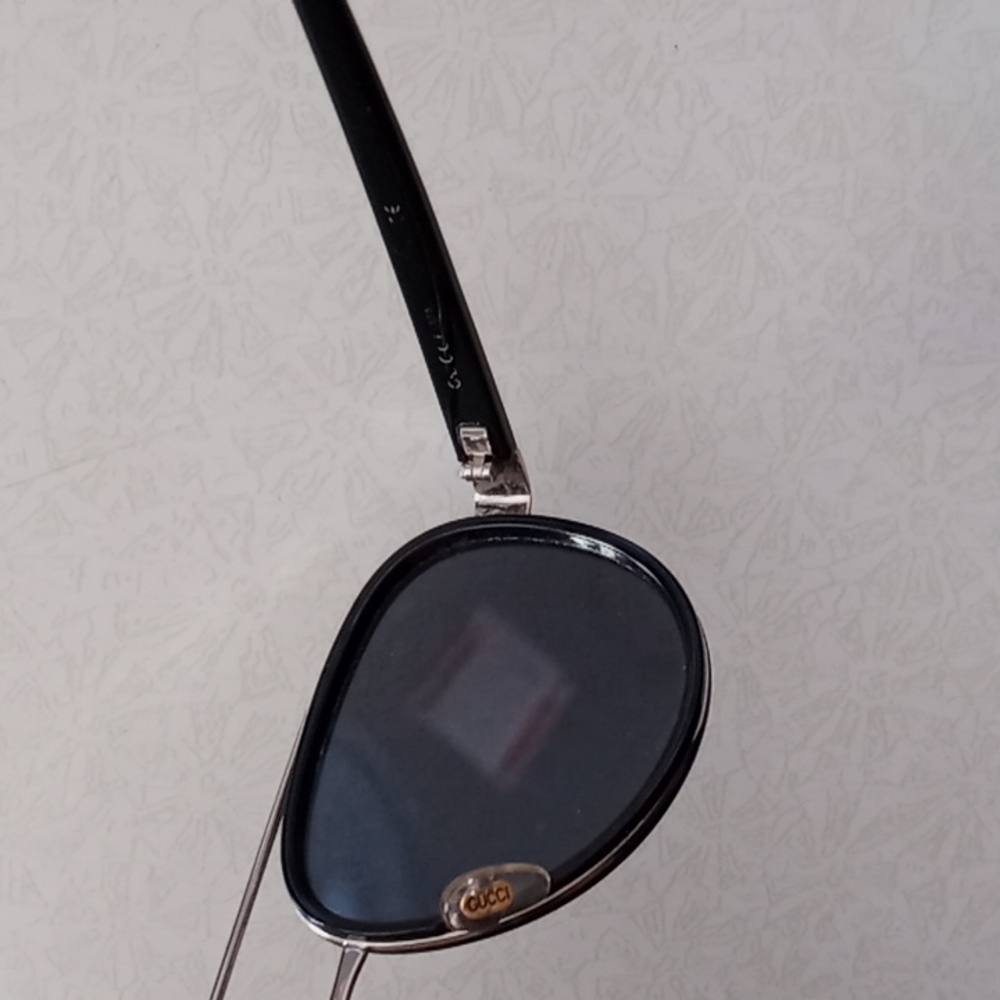 Gucci Raditator Sunglasses - Picture 5 of 6